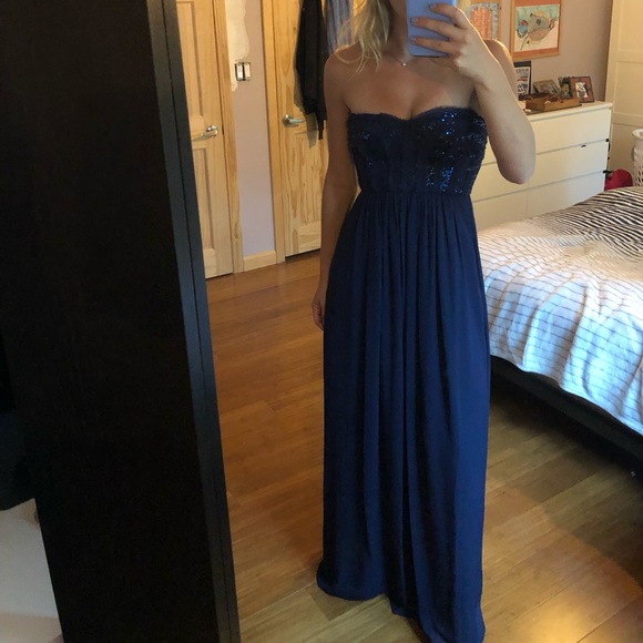 Prom/ formal dress!! - Picture 2 of 3